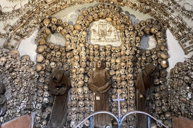Rome Catacombs & Capuchin Crypts Group Tour with Transfers