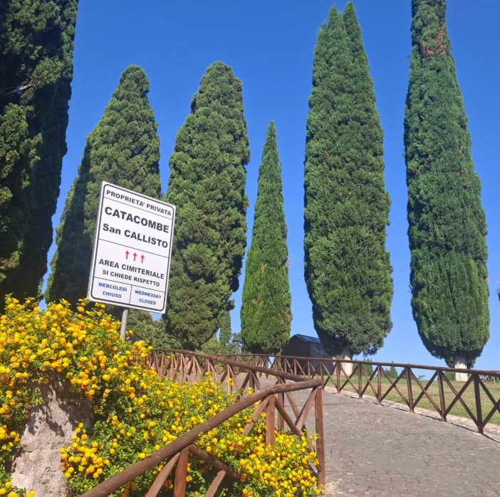 A stone marker for the Catacombe di San Callisto beside the Appian Way